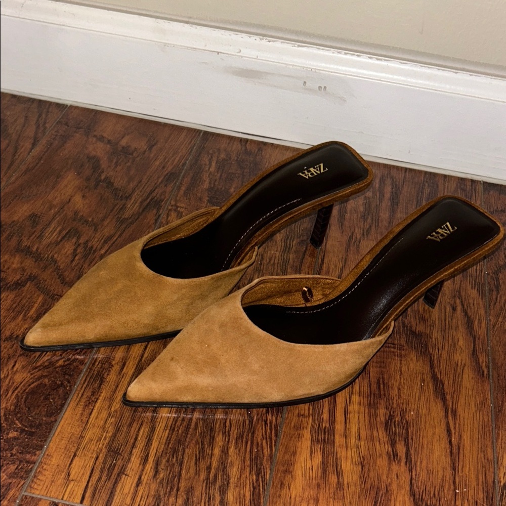 Zara Women's Suede Pointed-Toe Heels